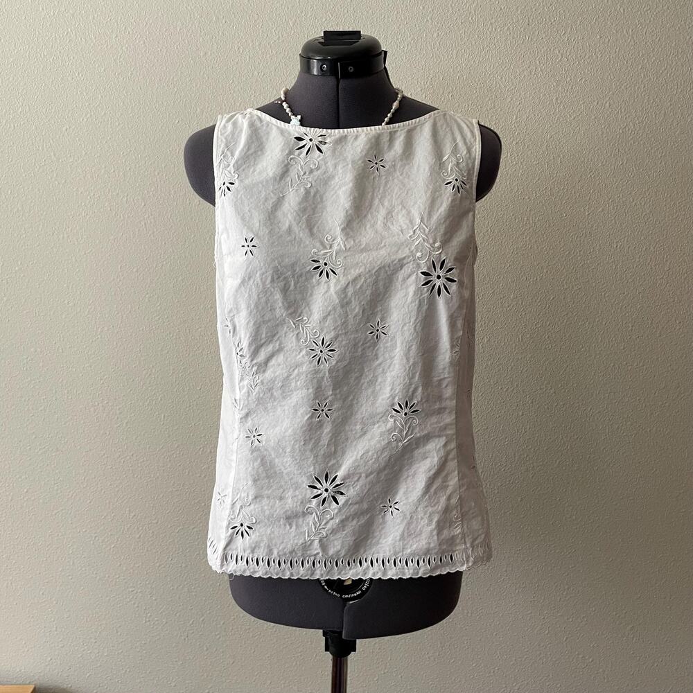 90s vintage white cotton eyelet top cottage dainty boho coastal cowgirl